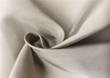 Résistance respirable de ride de polyester de tissu enduit simple cationique de vinyle bonne