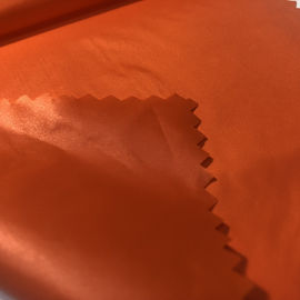 Tissu en nylon mou léger de Matt 400t Downproof